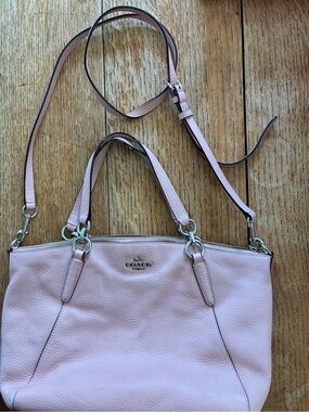 Coach Small Kelsey Light Pink Pebbled Leather Shoulder Tote with Crossbody